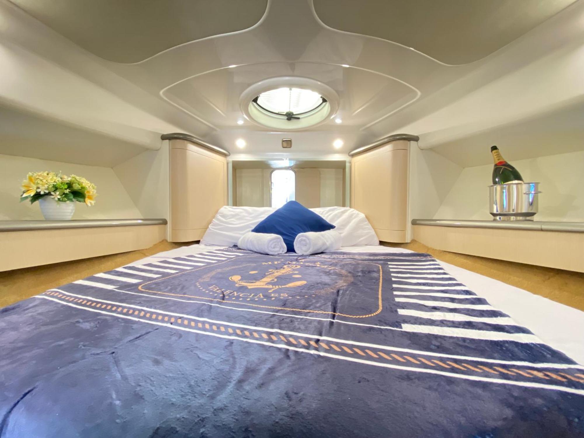 The Valencia Yacht Experience Hotel Buitenkant foto